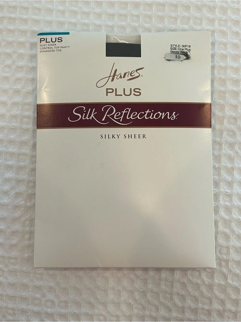 Hanes PLUS Silk Reflections Pantyhose in Barely Black size One Plus